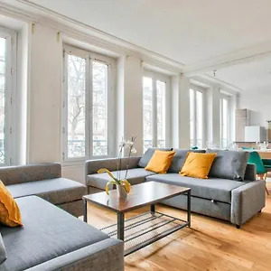 Quartier Le Marais 2 Apartment